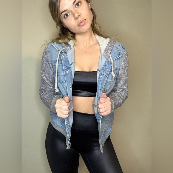 Hoodie Denim Jacket - Picture 3 of 7